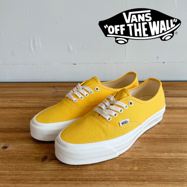 VANS,バンズ,ヴァンズ,AUTHENTIC,VANS バンズ スニーカー,VN000CW2YWZ