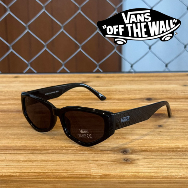 VANS バンズ ヴァンズ 　 Leyden Sunglasses　 【SUNGLASSES,サングラス】【VANS アパレル】【VN000T0CBLK】【インタープレイ INTERP