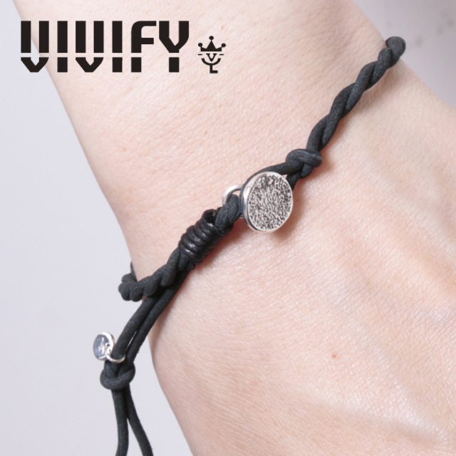 VIVIFY(ヴィヴィファイ)(ビビファイ)　Melted Texture Button Nubuck Cord Bracelet 　【VIVIFY ブレスレット】【メンズ レディース