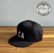 COOPERSTOWN BALL CAP (クーパーズタウンボールキャップ)　HI CROWN CAP SNAPBACK CA (BLACK)　【キャップ 帽子 定番 人気 NY ロゴ M