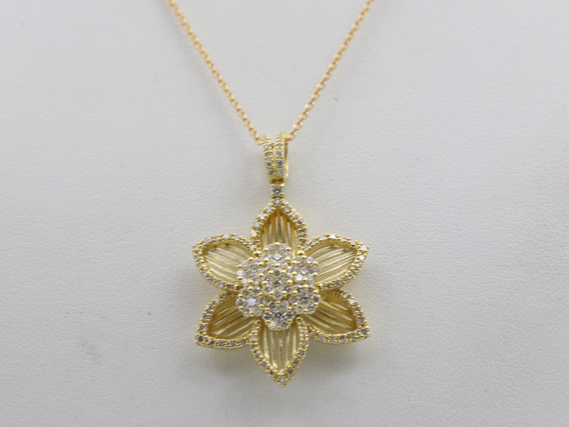 【 イエローゴールド K18YG 】 ペンネック ダイヤ1.12ct フラワーモチーフ 45cm アジャスターチェーン 11.0g ☆新着 00280-0