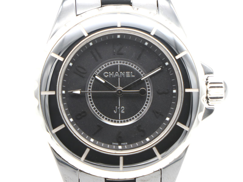 【 シャネル CHANEL 】 腕時計 J12 H3828 インテンスブラック 33mm ワンショットモデル セラミック クォーツ レディース 箱 新着 70347-1