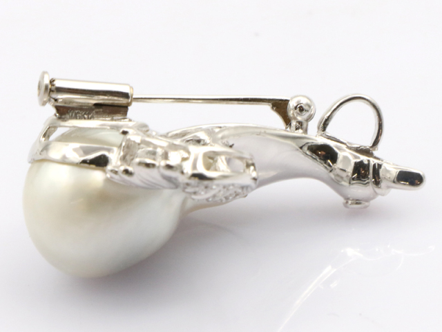 プラチナ PT900 】 ペントップ ブローチ 南洋パール ダイヤ 0.16
