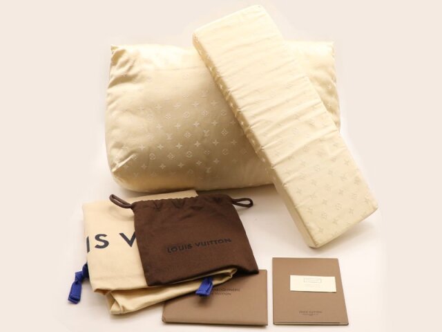 ルイヴィトン LOUIS VUITTON 】トリヨンレザー ロックイットGM  