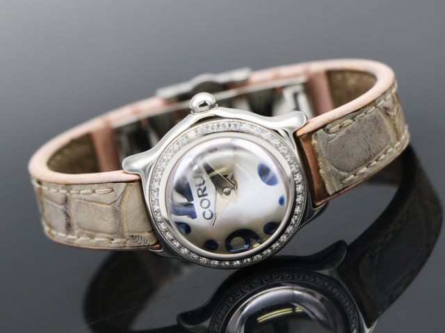 【CORUM】コルム 時計 ハートビート ダイヤベゼル クォーツ 箱 余りコマ CORUM】コルム 時計 ハートビート ダイヤベゼル クォーツ 箱