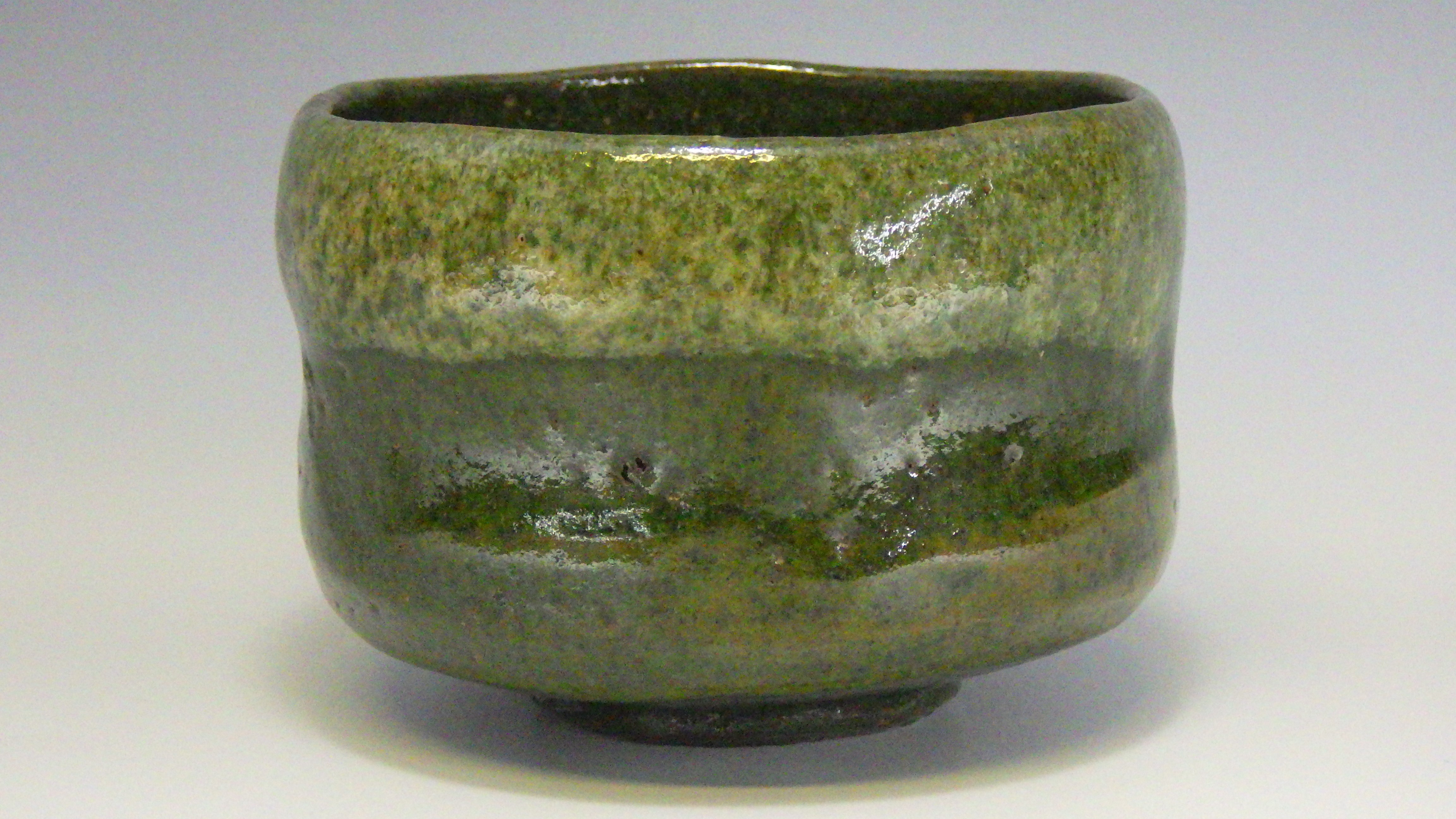 潤甫　作（屋島焼緑楽抹茶茶碗）