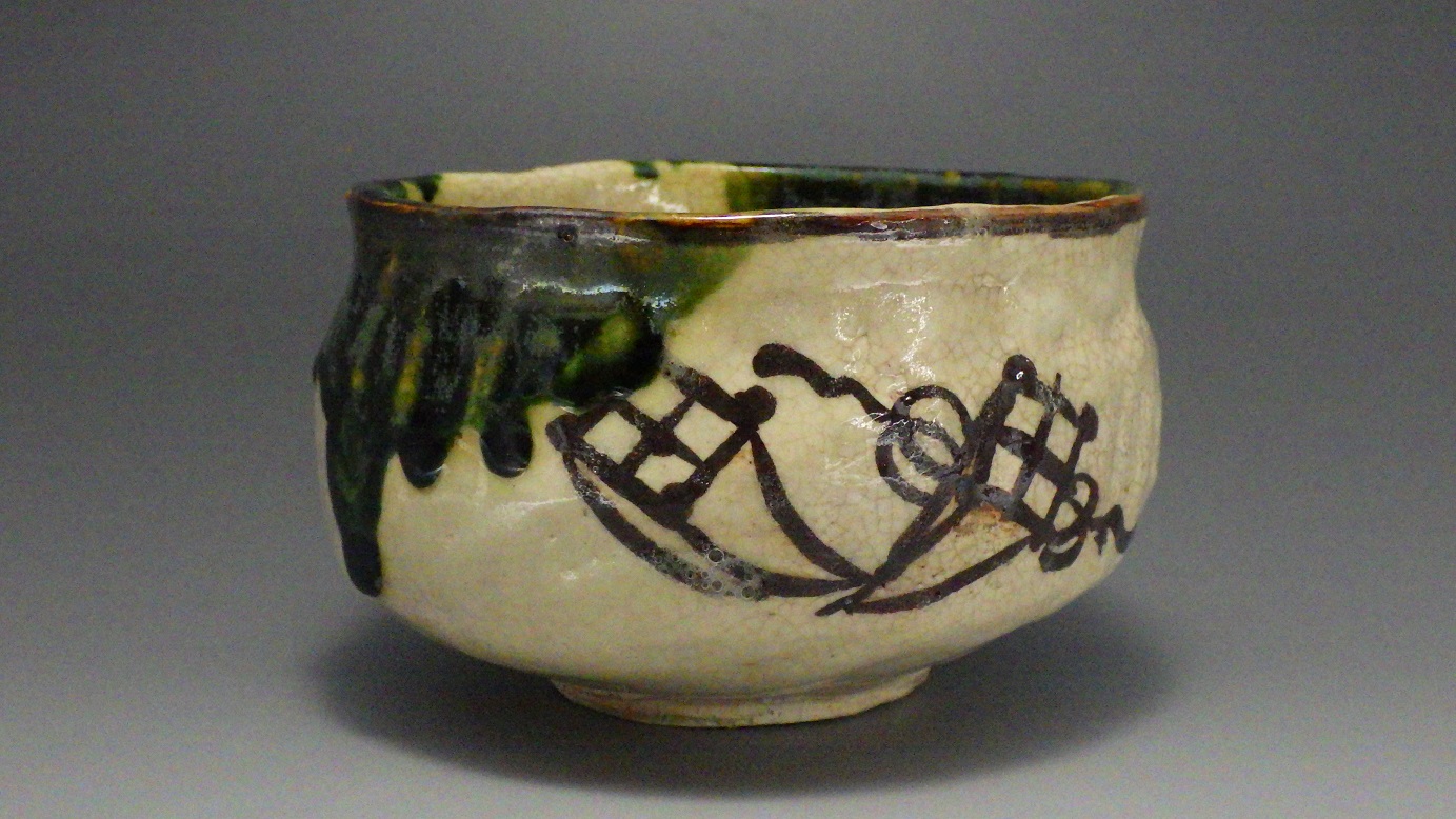 野田東山（美濃焼織部抹茶茶碗）