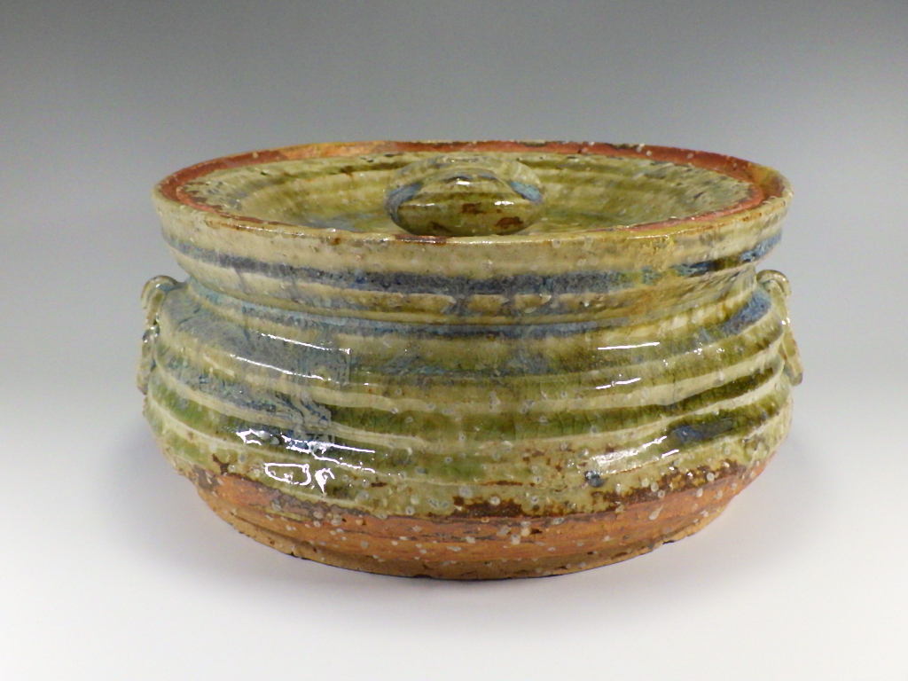 室井香悦（信楽焼灰釉水指）