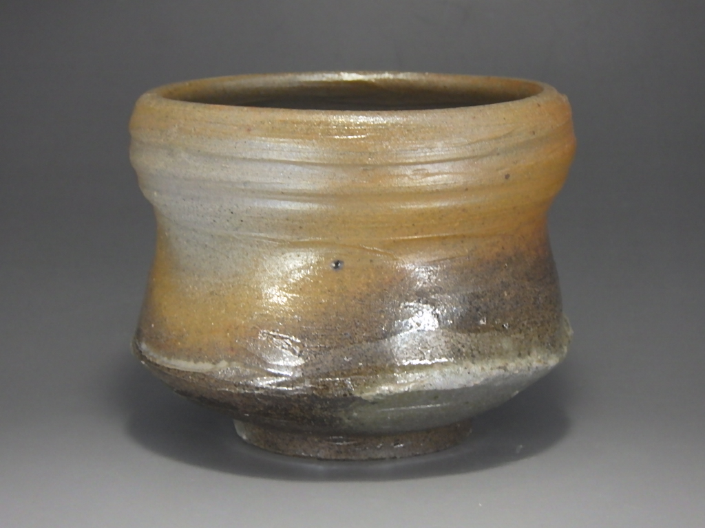 竹内靖之（窯変青備前抹茶茶碗）