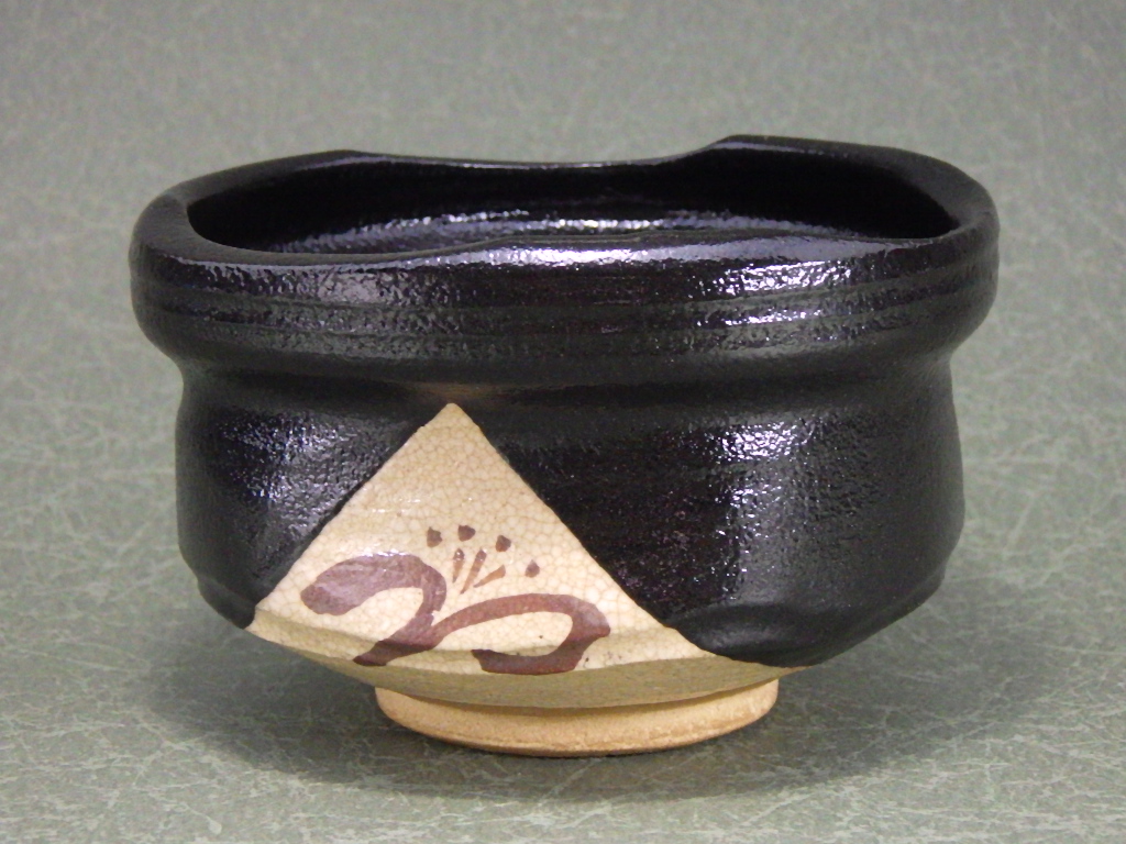 黒織部クルス茶碗 隆司造 茶道具】 黒織部 クルス 茶碗 *隆司* クリスマスにも