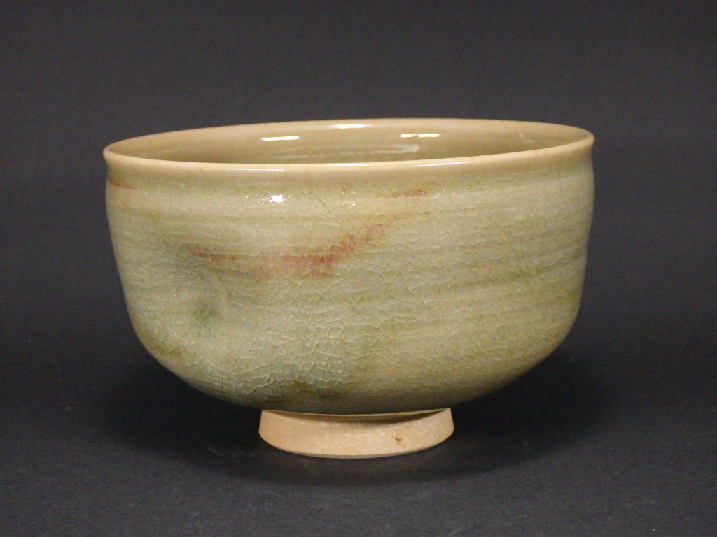 虫明曙窯（虫明草灰釉抹茶茶碗）