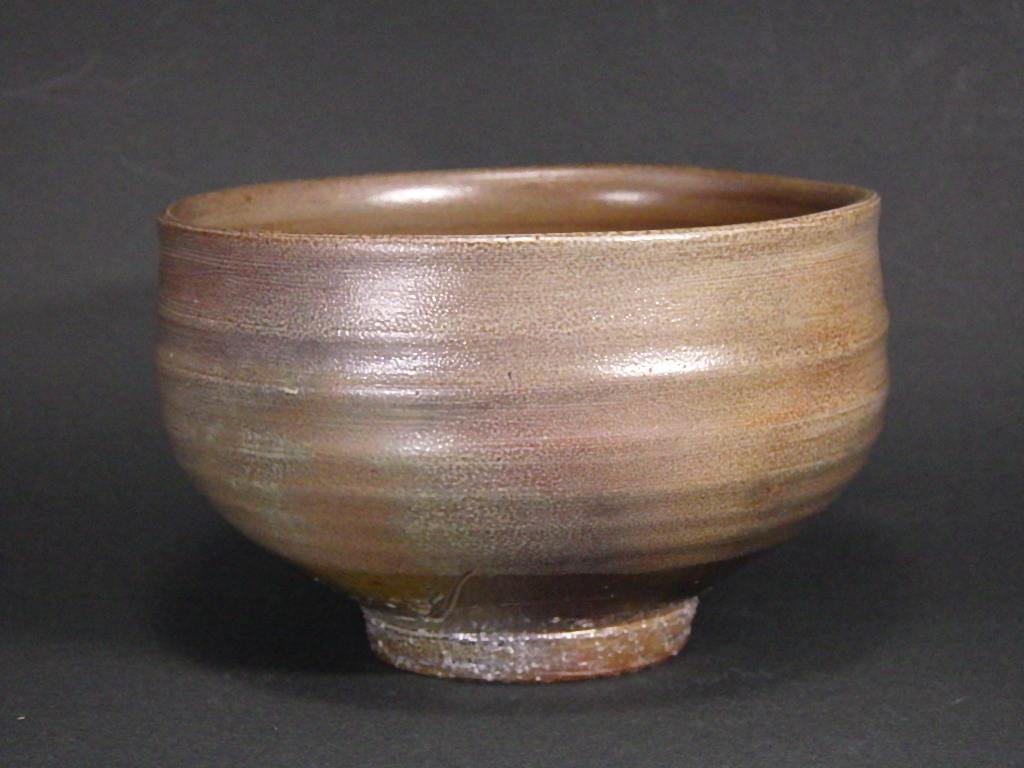 藤原　謹(青備前塩焼抹茶茶碗)