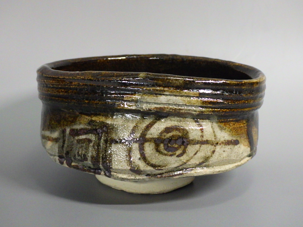 沢田好彦(美濃焼黒織部轡抹茶茶碗)