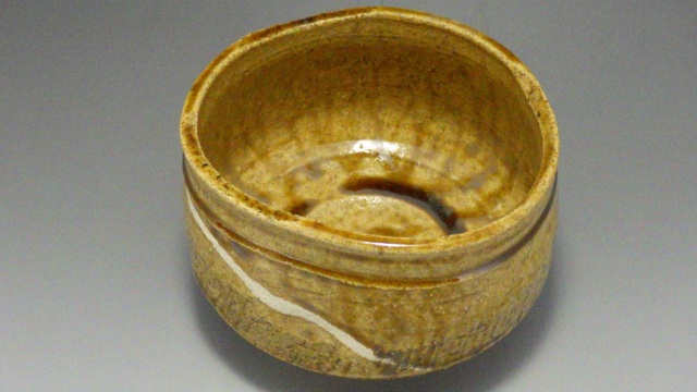 加藤六兵衛（伊羅保抹茶茶碗）