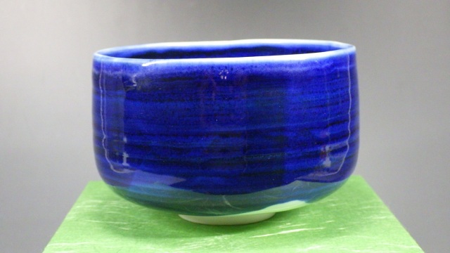 加藤巖作 藍彩茶碗 煎茶 美品 共箱(K-YC429) 工芸品