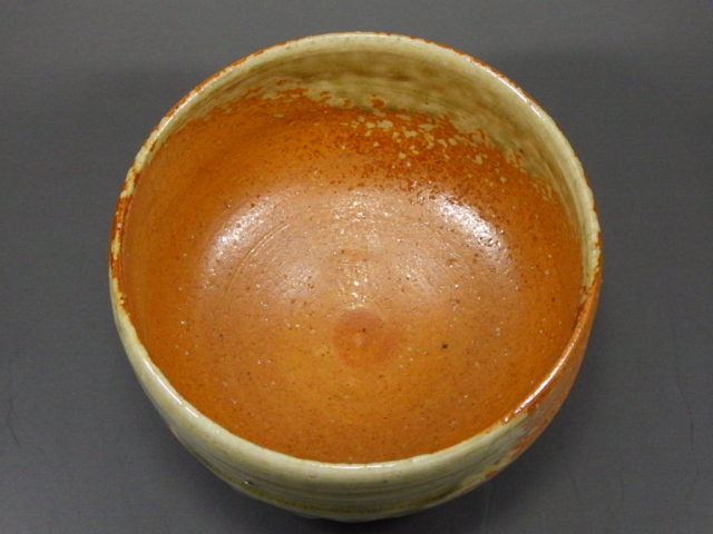 四代奥田忠左衛門（信楽焼締抹茶茶碗）