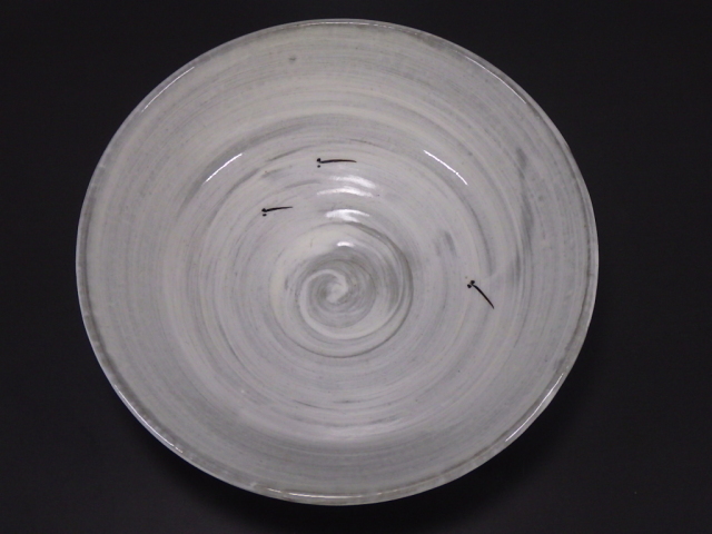 佐々木八十二（美濃焼粉引抹茶茶碗）