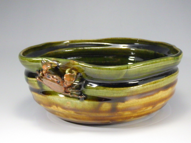織部 - 織部焼　菓子皿　蟹乗せ　17x5cm　緑風園　朱色あり絵鉢　底裏飛び鉋みたい 織部焼 菓子皿 蟹乗せ 17x5cm 緑風園 朱色あり絵鉢 底裏飛び