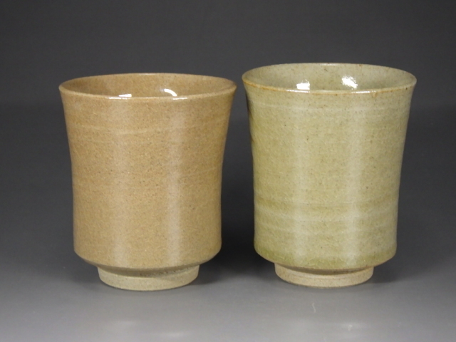 故森香泉（虫明焼色絵夫婦湯飲組）