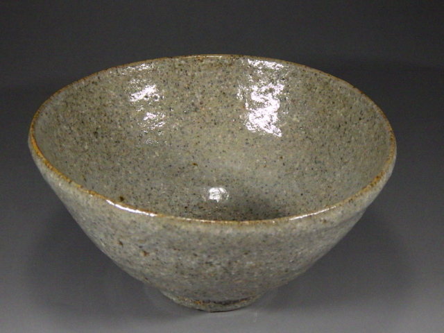 喜多村午郎（いもじ焼貝釉抹茶茶碗）