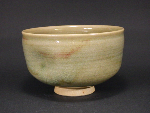 虫明曙窯（虫明草灰釉抹茶茶碗）