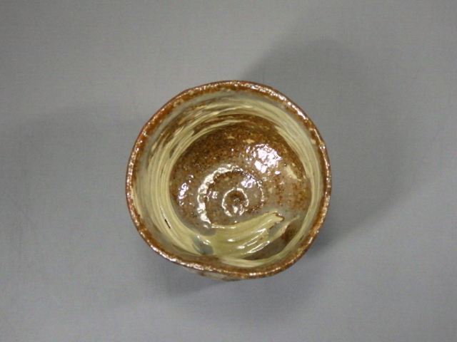 斉藤政秋（笠間焼刷毛目竹形ぐい飲み）
