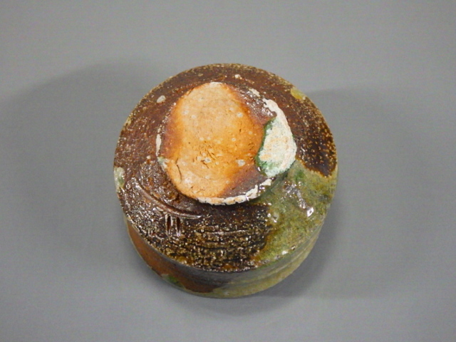 岡見周二（山梨自然釉ぐい飲み）