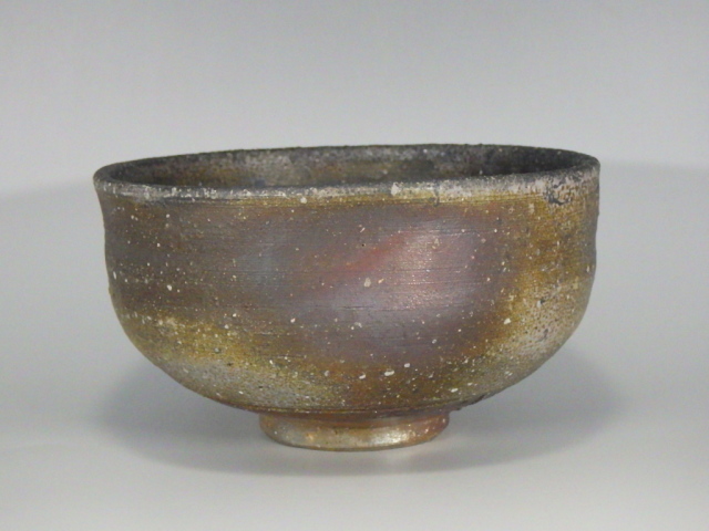 久郷剛司(備前焼窯変金彩抹茶茶碗)
