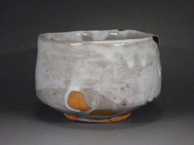 志野焼き抹茶碗「美峰」 金峰窯 抹茶碗 亀甲織部志野 【商品番号：005】 | 瀬戸蔵
