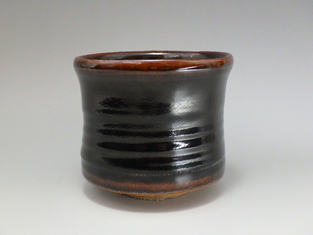 瀬戸黒の掛け分け抹茶茶碗