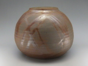 稗田寿炎（備前焼緋襷大壺）