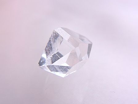 ハーキマーダイヤモンド ☆ 煌きが美しい高品質ルース（原石） 13.5 mm/6.5 カラット