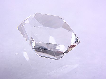 ハーキマーダイヤモンド ☆ 煌きが美しい高品質ルース（原石） ☆ 15 mm /6.5 カラット