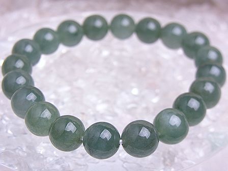 翡翠 （ジェダイト） ☆ 10mm　高品質ブレスレット