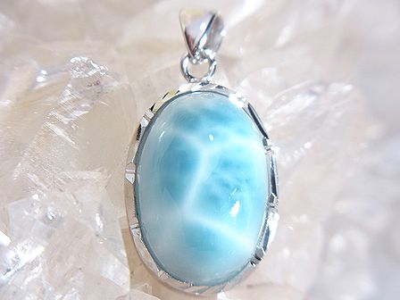 ラリマー　ペンダント ☆ ぷっくりオーバル ☆ 22mm × 16mm