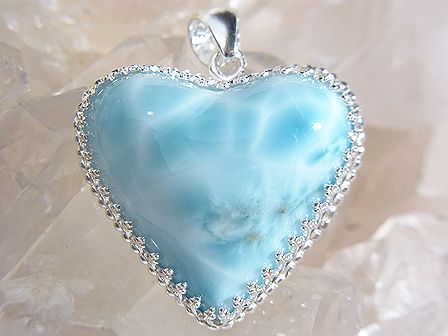 ラリマー ペンダント ☆ ハート（25mm×26mm）☆ シルバーチェーン付き！【Atropos コレクション】