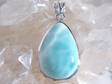 ラリマー　ペンダント ☆ ドロップ ☆ 25.5mm × 18mm