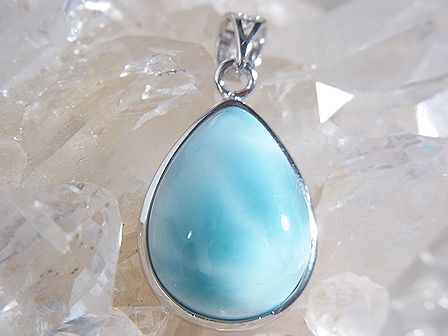 ラリマー　ペンダント ☆ ぷっくりドロップ ☆ 2２mm × 1７mm