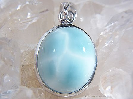 ラリマー　ペンダント ☆ ぷっくりオーバル ☆ 18mm × 15mm