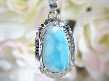 ラリマー ☆ インディアンジュエリー ペンダント ☆ シルバーチェーン付き！ 【 Ryu コレクション】 ☆ 送料無料！