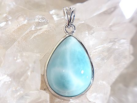 ラリマー　ペンダント ☆ ぷっくりドロップ ☆ 21mm × 16mm