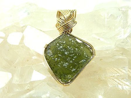モルダバイト ☆ Crystal Deva コラボレーションジュエリー ☆