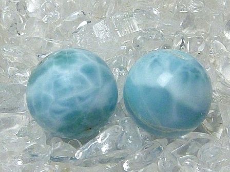 ラリマー 丸玉ビーズ （16 mm～17 mm） 　　《アウトレット》