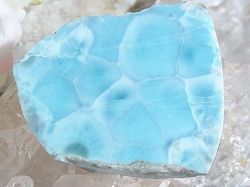 ラリマー ☆ 大きな原石プレート （64 mm× 55 mm / 75 グラム）