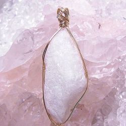 アゼツライト ☆Gold Crystal Deva コラボレーションジュエリー ☆