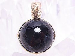 モリオン（黒水晶） K14 ゴールド ペンダント（16mm） ☆ Crystal Deva コラボレーションジュエリー ☆