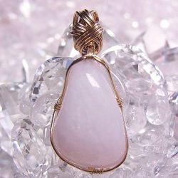 ピンク ペタライト ☆ Crystal Deva コラボレーションジュエリー ☆