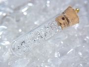 ハーキマーダイヤモンド ☆煌きが美しい高品質ペンダントトップ （チェーン付き！）