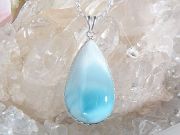 店長おすすめ ラリマー ペンダント ☆ ドロップ ☆ シルバーチェーン付き 【Atropos コレクション】