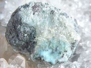 ラリマー　原石 大きな１７０グラム！ 母岩つき ☆ ご奉仕品